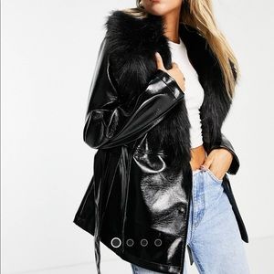 TOPSHOP Never worn! Faux Fur Trim belted jacket
